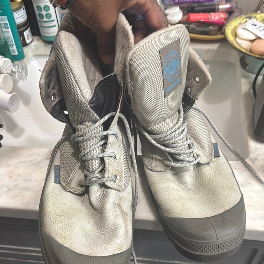Palladium boots